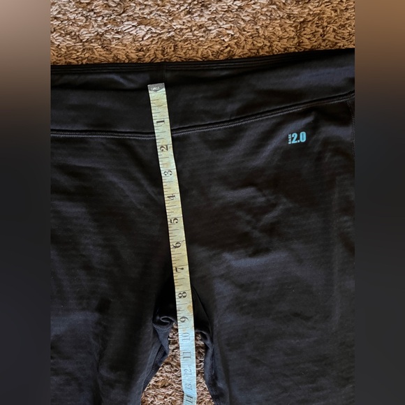 Under Armour 2.0 Women's Large Fitted Black Pants - Picture 3 of 6